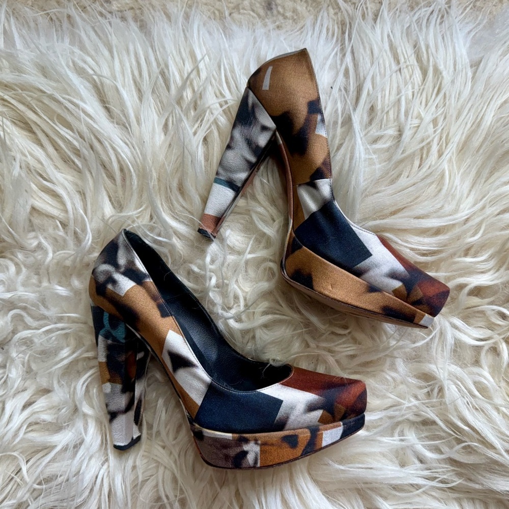 LD Tuttle Multicolor Prism High Platform Heels